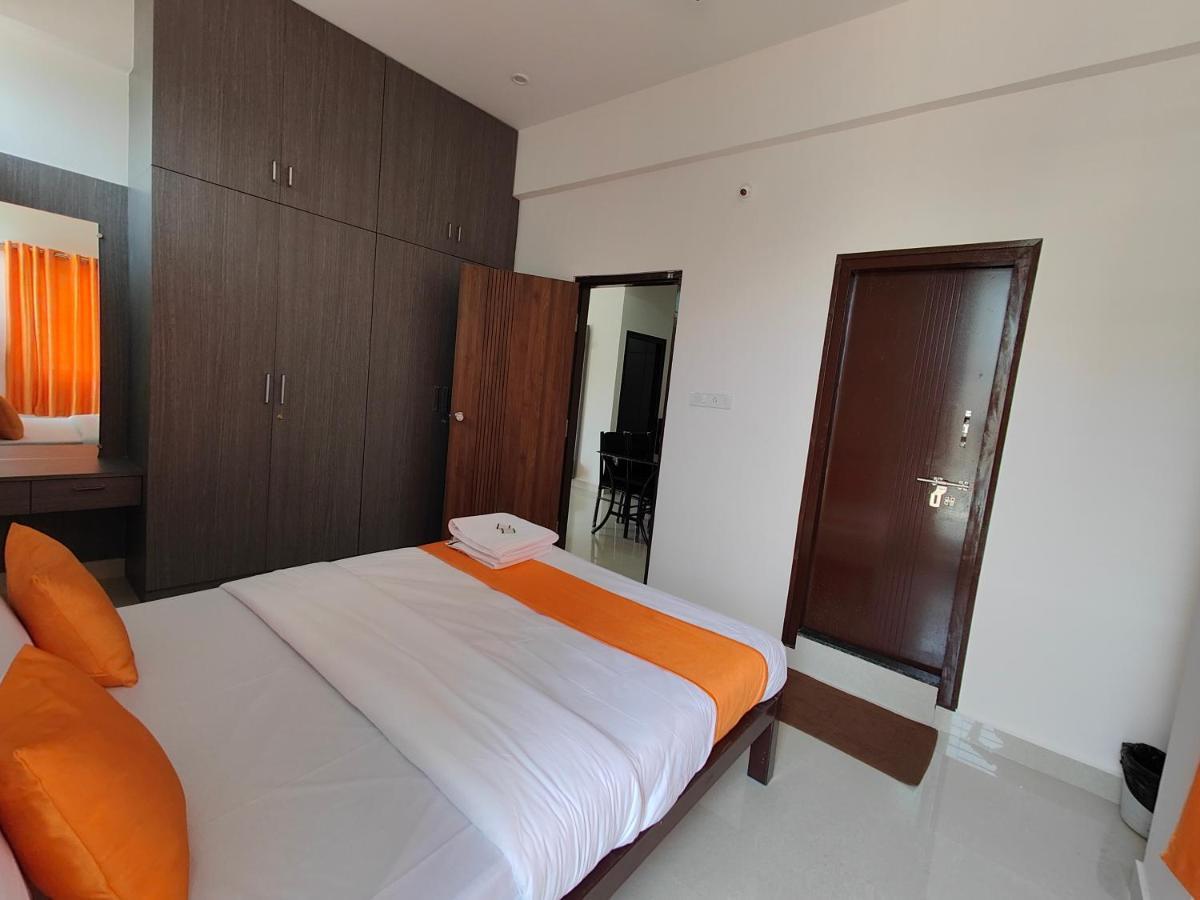 Meer Stay - Premium Service Apartments Vanivilasa Puram Buitenkant foto